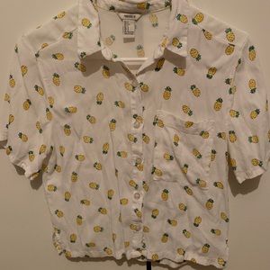 Pineapple print blouse✨